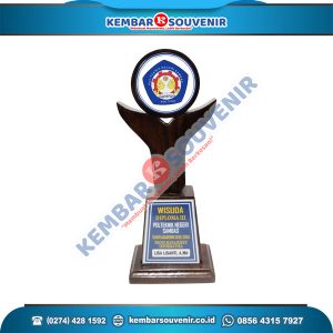 Contoh Piala Dari Akrilik Kabupaten Gianyar