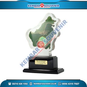 Piala Kenang Kenangan Komite Pengarah Pengembangan Kawasan Ekonomi Khusus di Pulau Batam, Pulau Bintan, dan Pulau Karimun