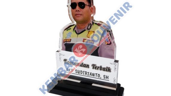 Plakat Pemateri STKIP Pangeran Dharma Kusuma Segeran Juntinyuat Indramayu