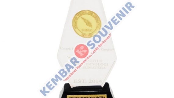 Piagam Penghargaan Akrilik Kabupaten Buton