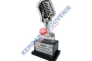 Vandel Penghargaan PT Perusahaan Listrik Negara (Persero)