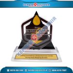 Contoh Trophy Akrilik Kabupaten Karimun