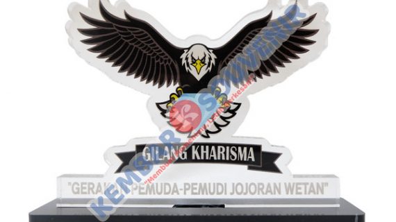 Piala Akrilik Jakarta Elegan Harga Murah