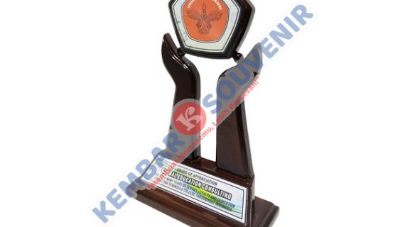 Vandel Penghargaan DPRD Kabupaten Konawe